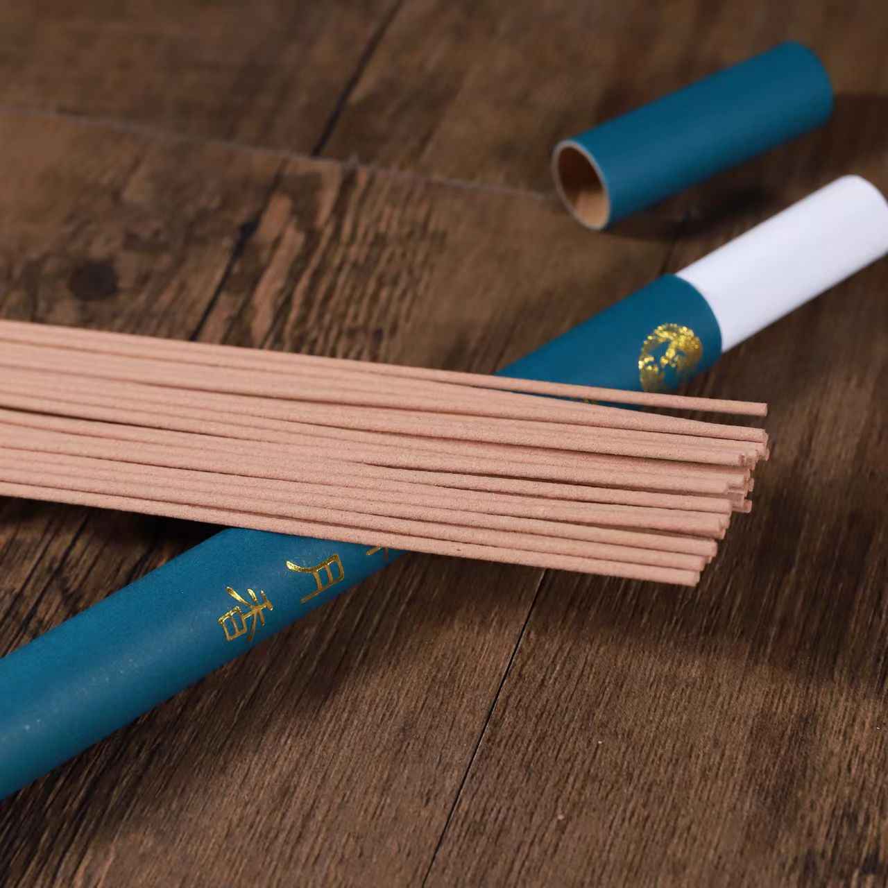 Cloud Veil Half-Moon Incense Sticks