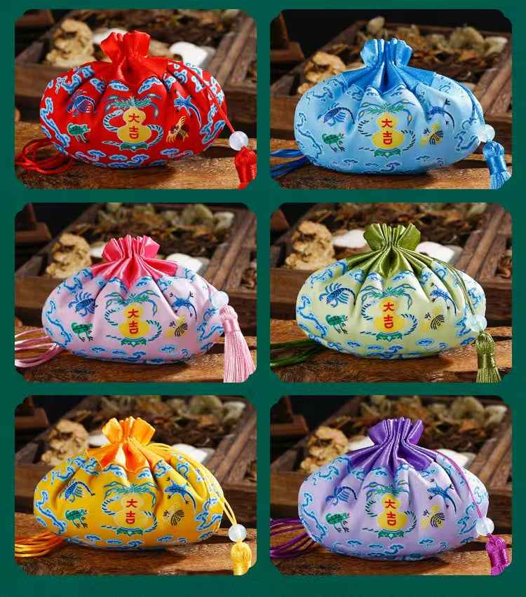 Dragon Boat Festival Herbal Sachet – Brocade Amulet with Anti-Evil Talisman (11x10cm)