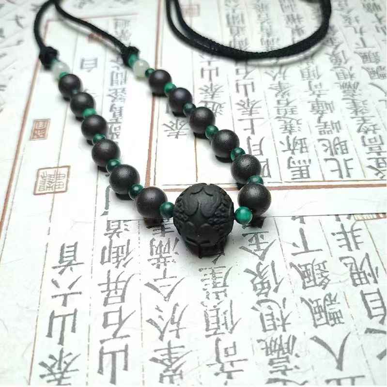 Herbal Incense Pendant – Ancient Apothecary Elegance Reborn