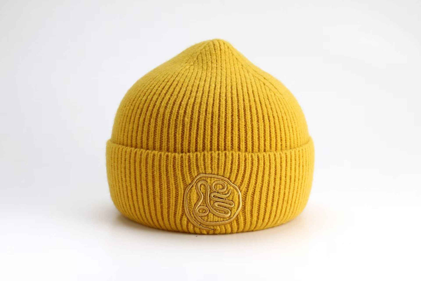 "Hongyun" (Auspicious Fortune) Embroidered Cap – Cultural Elegance & Symbolic Blessings