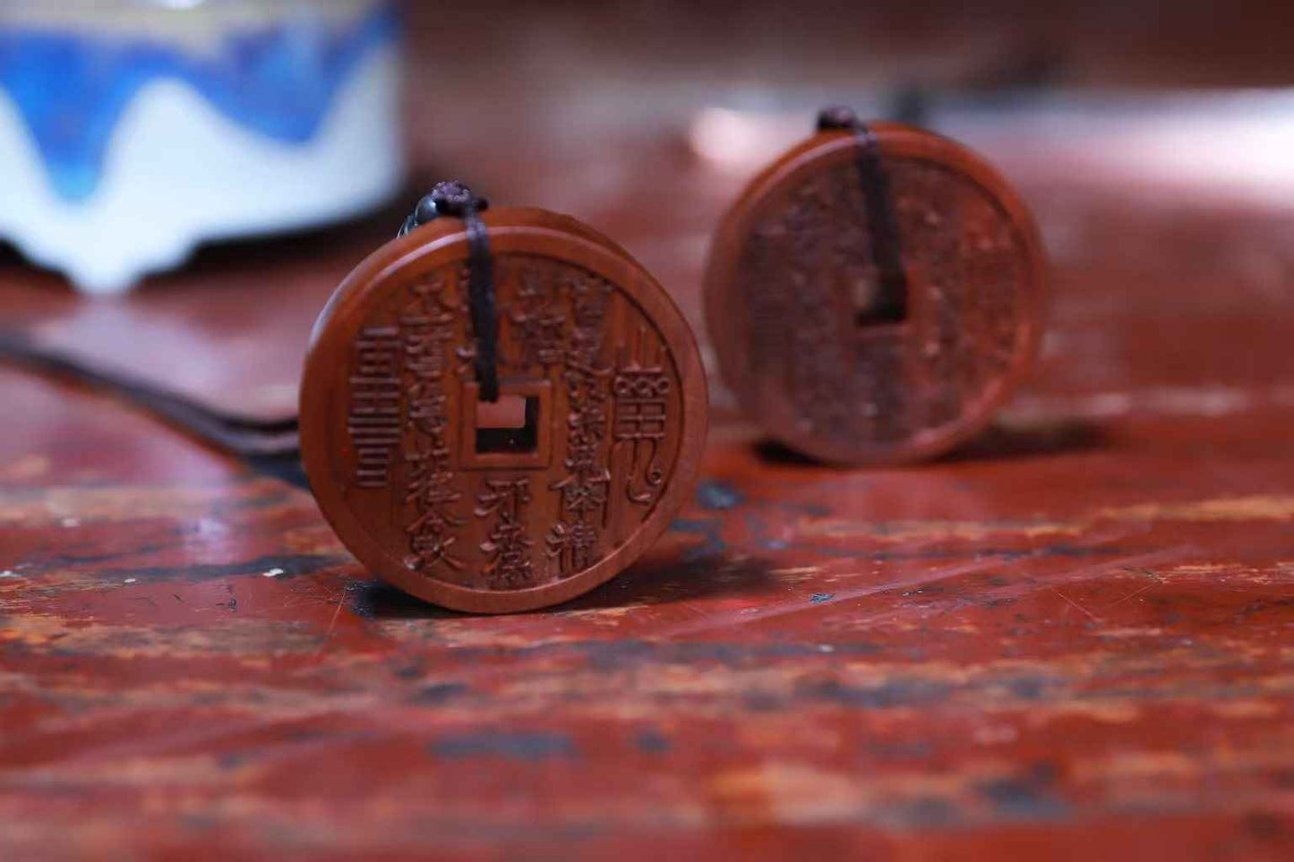 Lightning-Struck Jujube Wood Mountain Spirit Talisman Coin – Sacred Amulet for Protection & Blessings (4.6cm Diameter)
