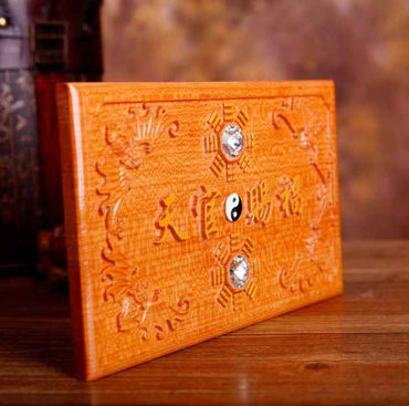 Peach Wood Carved Heavenly Official Blessing Statue – Taoist Altar Centerpiece with Auspicious Motifs