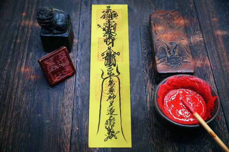 2025 Yi-Si Snake Year Tai Sui Ceramic Gourd - Hand-Painted Harmony Talisman for Snake, Pig, Tiger & Monkey Zodiacs