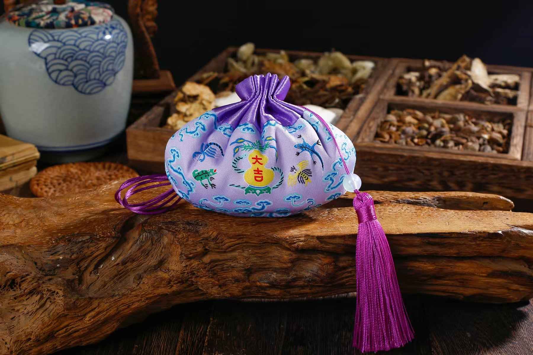 Dragon Boat Festival Herbal Sachet – Brocade Amulet with Anti-Evil Talisman (11x10cm)
