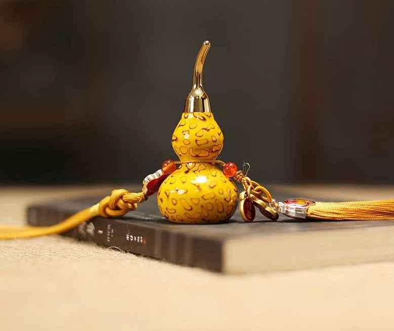 Hand-Painted Brass Gourd Pendant with Urushi Lacquer Art Premium Brass | Traditional Chinese Lacquer Craftsmanship
