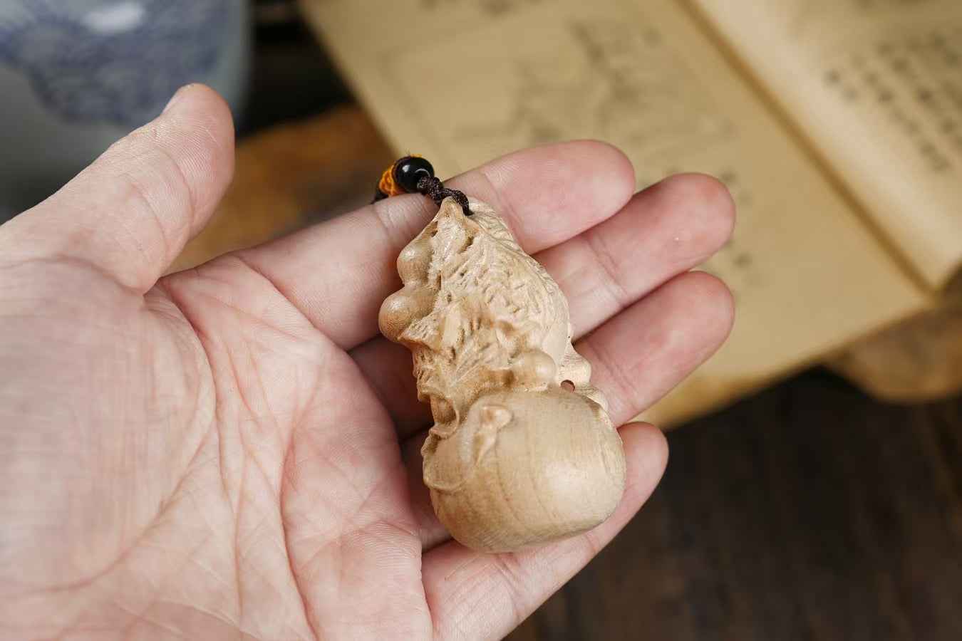 Peach Wood Five Blessings Gourd – Ming-Qing Style Hand-Carved Wearable Talisman