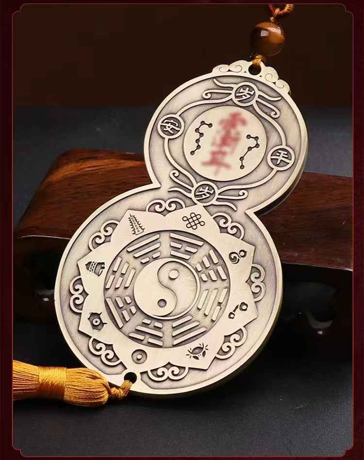 Pi Xiu, Gecko & Hulu Talisman Pendant – Cosmic Guardianship & Triple Blessings