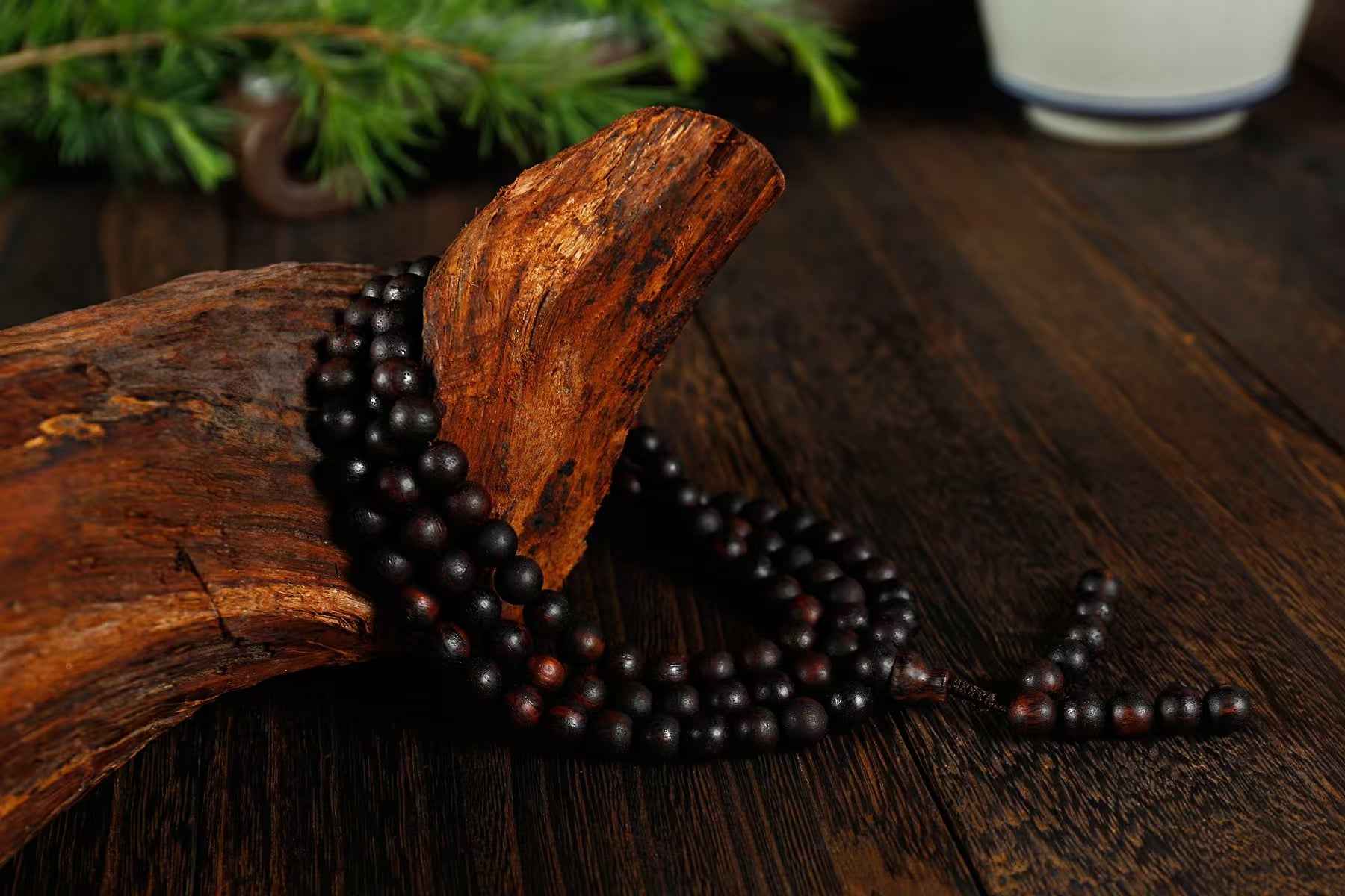 Sinking-Grade Jiangzhen Xiang 108-Bead Mala Bracelet – Sacred Agarwood Meditation Tool (8mm×108 Beads)