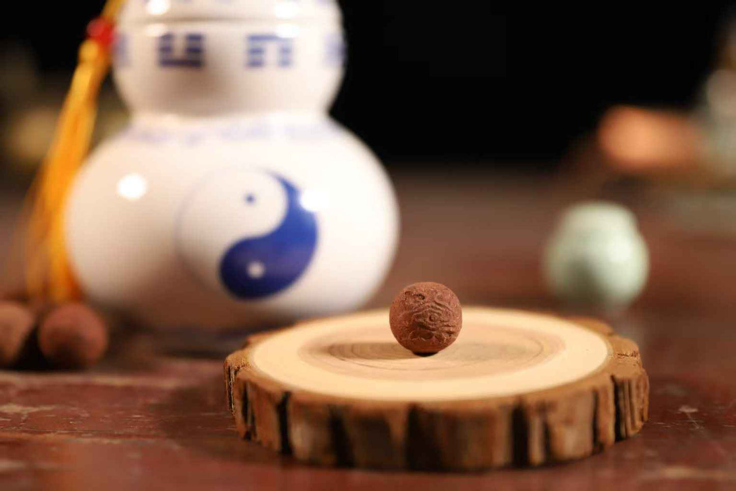 Taoist Golden Sword Pills (金剑丹) – Spiritual Energy Purification & Protection Set with Tai Chi Gourd Bottle