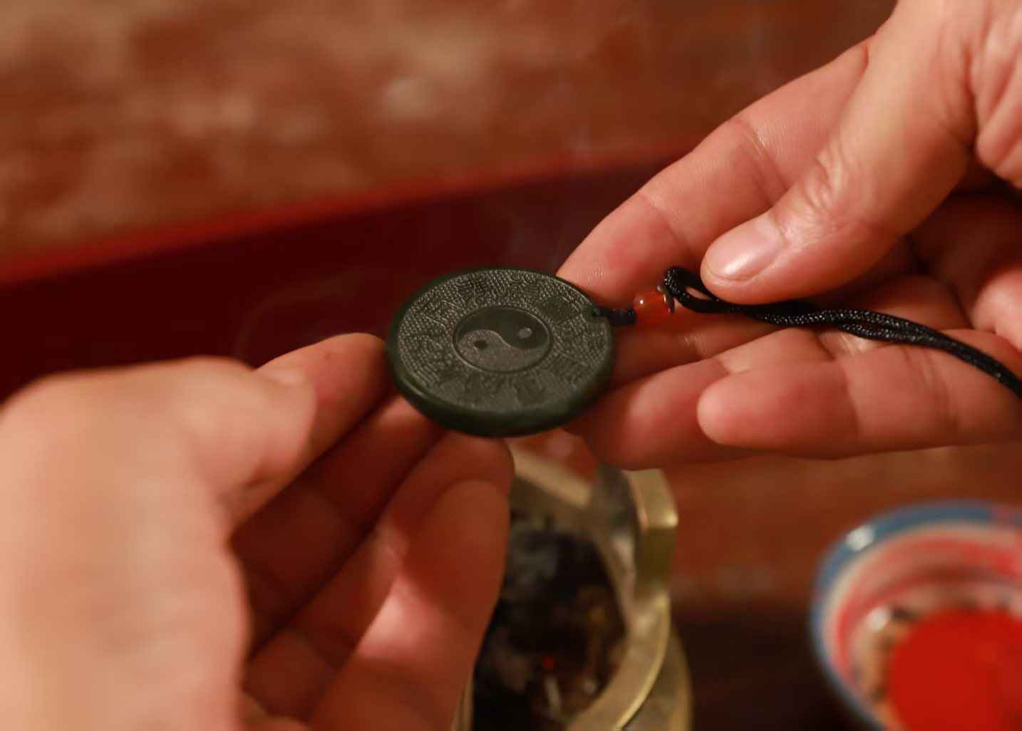 Hand-Carved Hetian Bi Jade "Ten Word Celestial Scripture" Pendant – Taoist Talisman Disc (38×4mm)